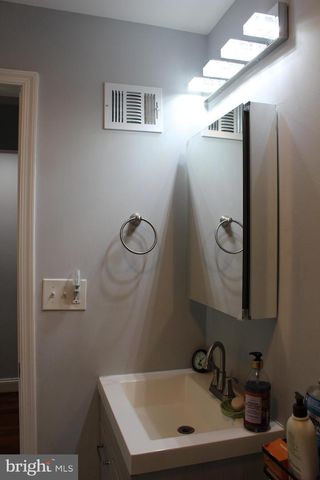 4706 HEATH ST, Capitol Heights, MD 20743