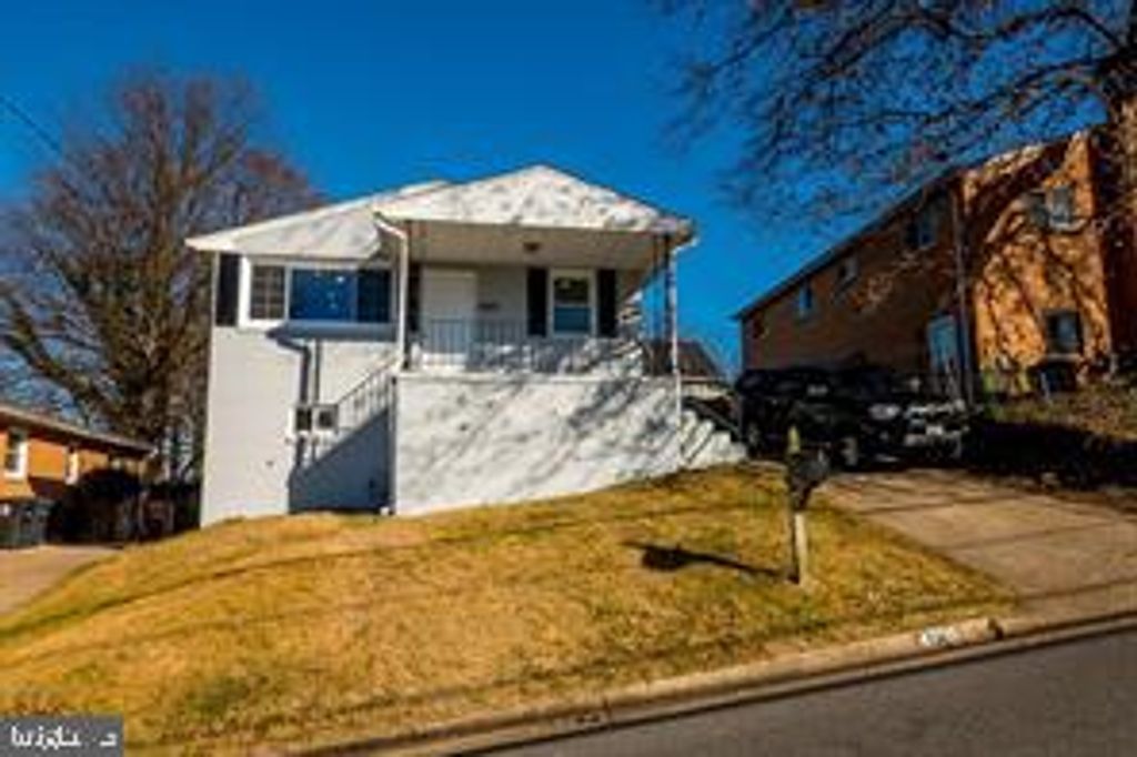 4706 HEATH ST, Capitol Heights, MD 20743