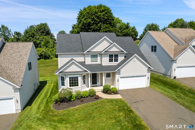 3 Tobins Court 3, Danbury, CT 06810