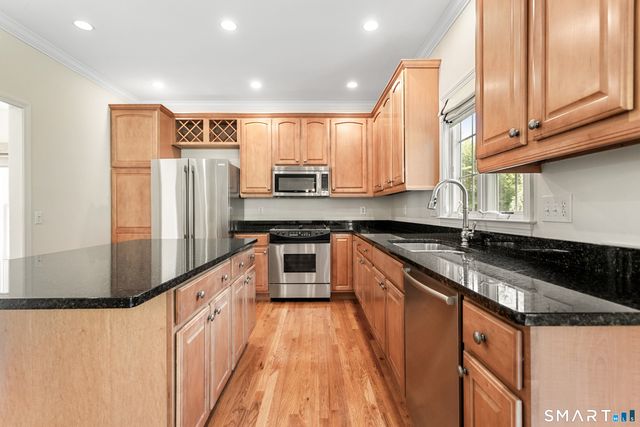 3 Tobins Court 3, Danbury, CT 06810