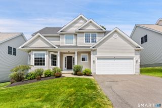 3 Tobins Court 3, Danbury, CT 06810
