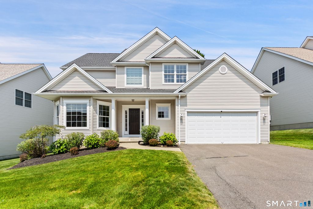 3 Tobins Court 3, Danbury, CT 06810