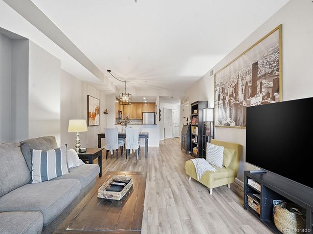 925 N Lincoln Street 4E, Denver, CO 80203