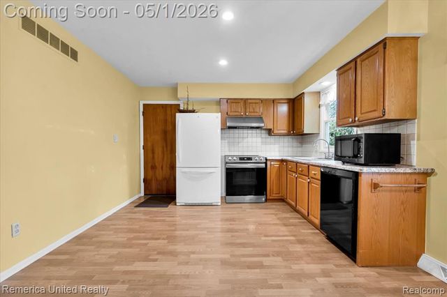 48901 Hanford Road, Canton, MI 48187