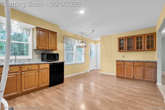 48901 Hanford Road, Canton, MI 48187
