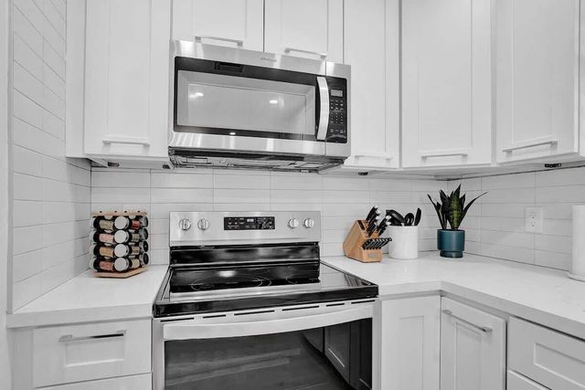 1043 N Victoria Park Road 1-2, Fort Lauderdale, FL 33304