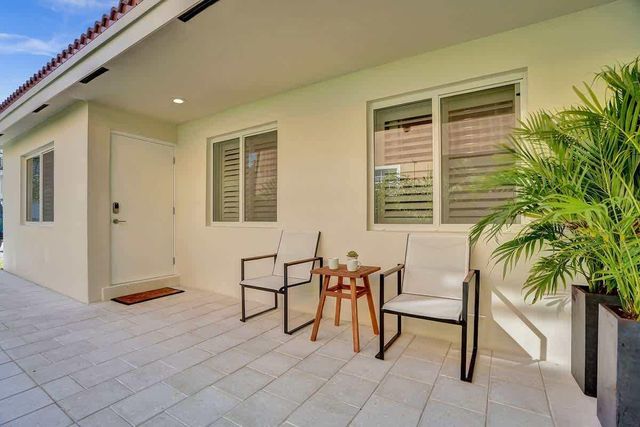 1043 N Victoria Park Road 1-2, Fort Lauderdale, FL 33304
