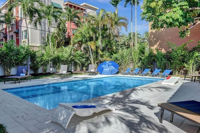 1043 N Victoria Park Road 1-2, Fort Lauderdale, FL 33304