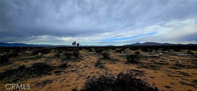 22500 E Avenue M, Lancaster, CA 93535