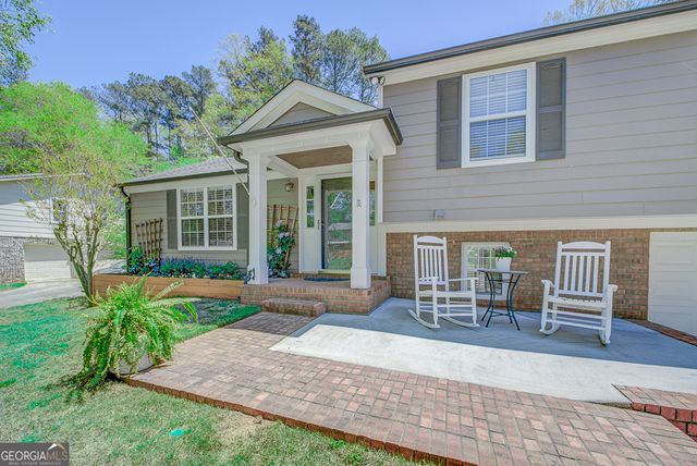 209 Cedar Drive, Peachtree City, GA 30269