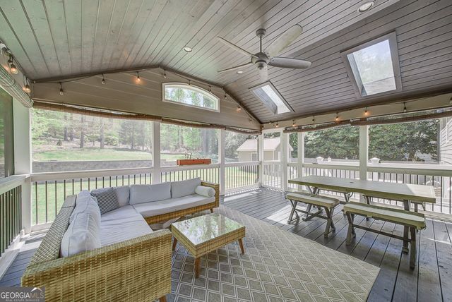 209 Cedar Drive, Peachtree City, GA 30269