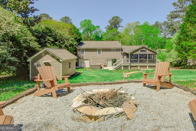 209 Cedar Drive, Peachtree City, GA 30269