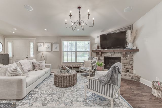 209 Cedar Drive, Peachtree City, GA 30269
