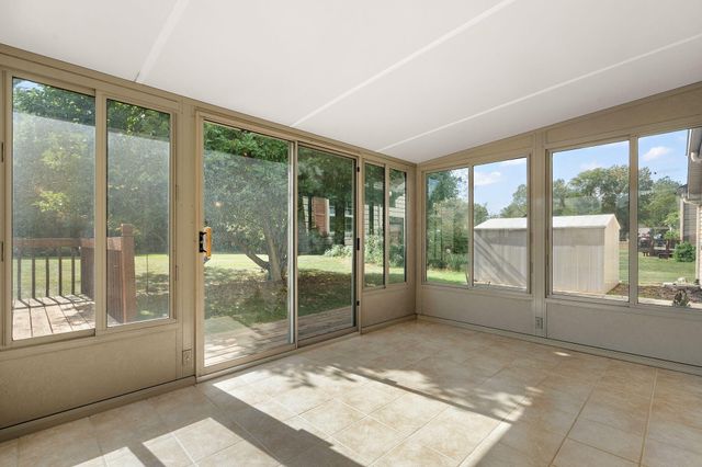 362 Kimrich Circle S, Valparaiso, IN 46385