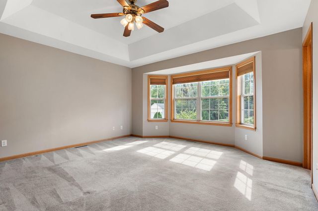 362 Kimrich Circle S, Valparaiso, IN 46385