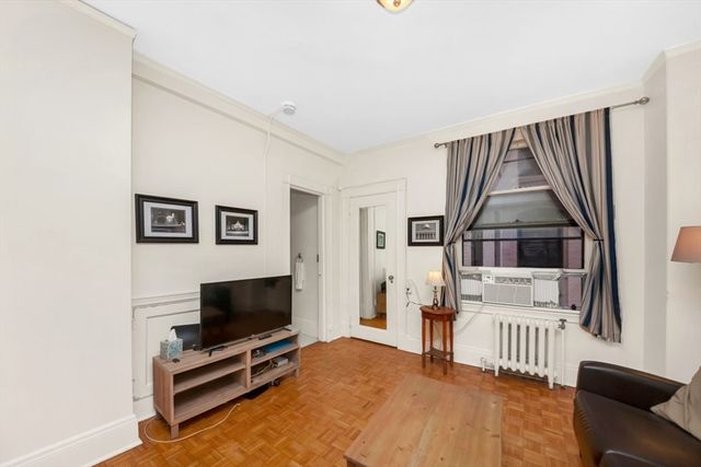 21 Beacon Street 6F, Boston, MA 02108