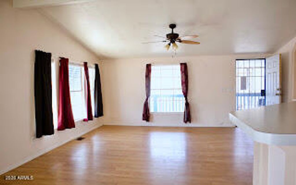 7810 W PEORIA Avenue 152, Peoria, AZ 85345 — photo 3