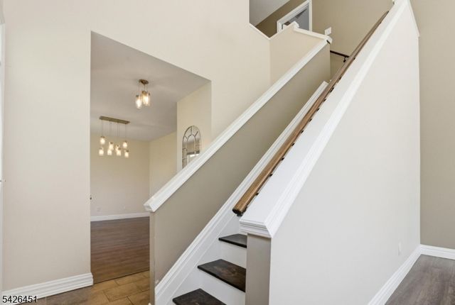 15 Aspen Ct, Hardyston Twp., NJ 07419