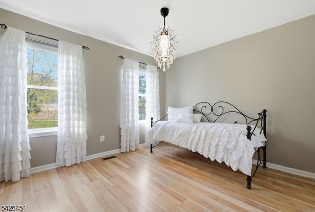 15 Aspen Ct, Hardyston Twp., NJ 07419