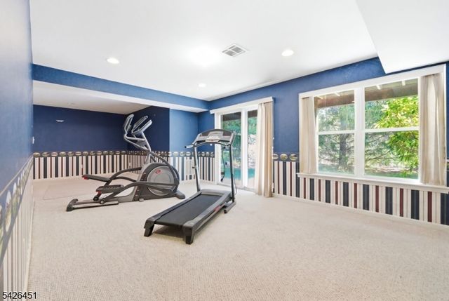 15 Aspen Ct, Hardyston Twp., NJ 07419