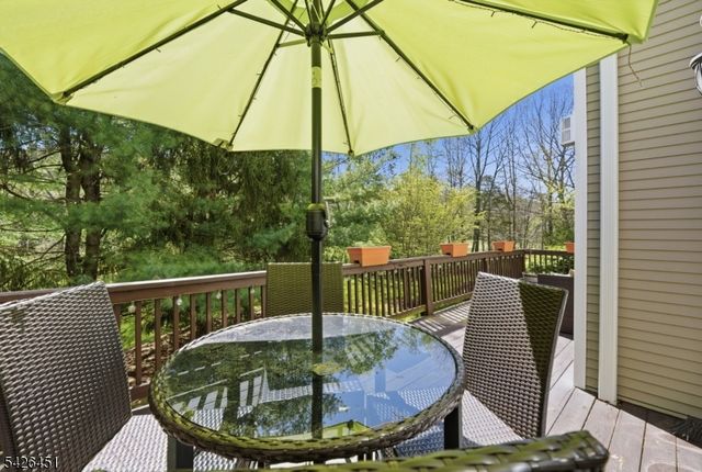 15 Aspen Ct, Hardyston Twp., NJ 07419