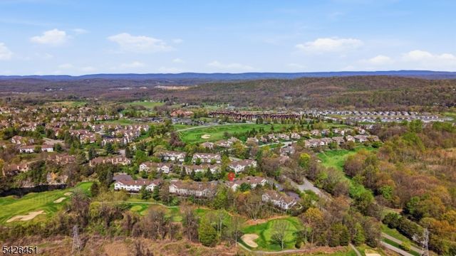 15 Aspen Ct, Hardyston Twp., NJ 07419