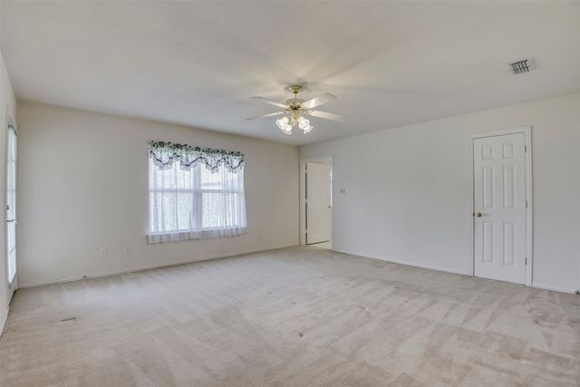 311 Northgate Drive, Waxahachie, TX 75165