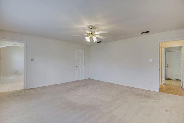 311 Northgate Drive, Waxahachie, TX 75165
