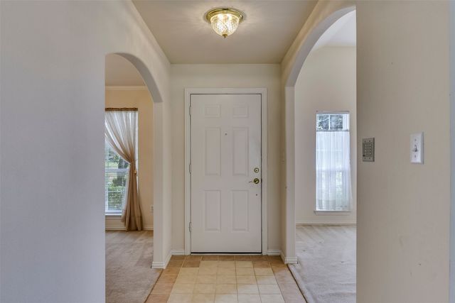 311 Northgate Drive, Waxahachie, TX 75165