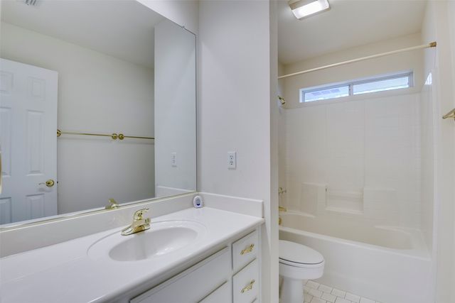 311 Northgate Drive, Waxahachie, TX 75165