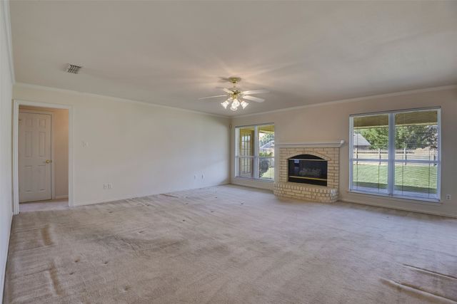 311 Northgate Drive, Waxahachie, TX 75165
