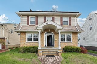 48 MARINUS ST, Rochelle Park, NJ 07662