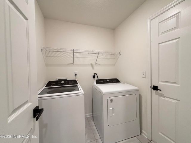2894 WINDSOR LAKES Way, Green Cove Springs, FL 32043