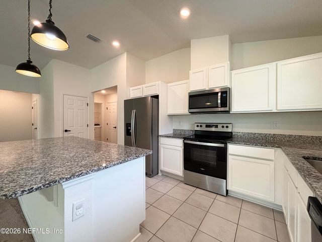 2894 WINDSOR LAKES Way, Green Cove Springs, FL 32043