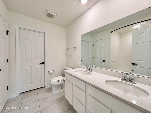 2894 WINDSOR LAKES Way, Green Cove Springs, FL 32043