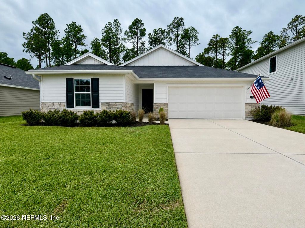 2894 WINDSOR LAKES Way, Green Cove Springs, FL 32043