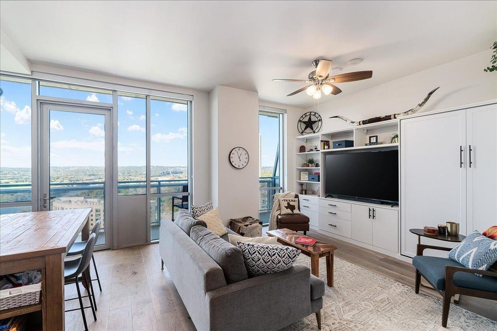 222 West Ave 2604, Austin, TX 78701