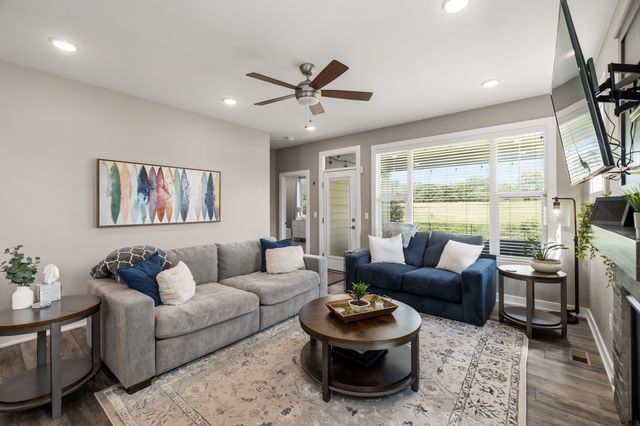 1909 NE Heritage Drive, Grimes, IA 50111
