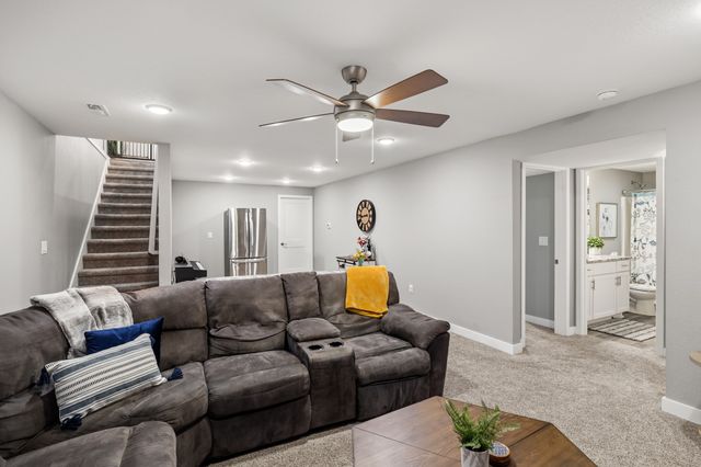 1909 NE Heritage Drive, Grimes, IA 50111