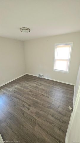 1172 Blackstone Street, Inkster, MI 48141
