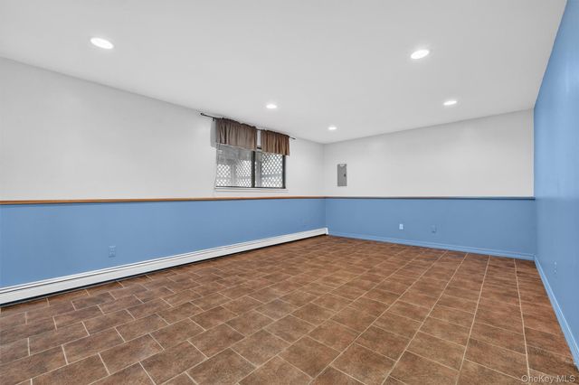 22 Cambridge Circle, Monroe, NY 10950