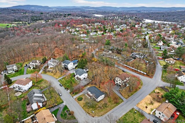 22 Cambridge Circle, Monroe, NY 10950