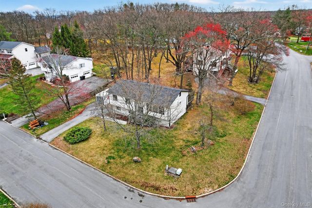 22 Cambridge Circle, Monroe, NY 10950
