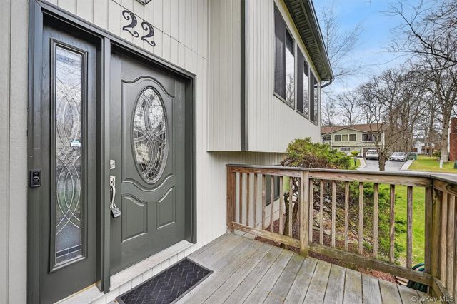 22 Cambridge Circle, Monroe, NY 10950