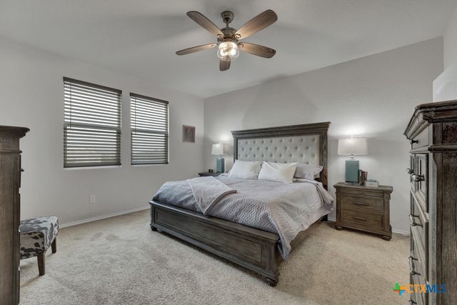 437 Signe, Seguin, TX 78155