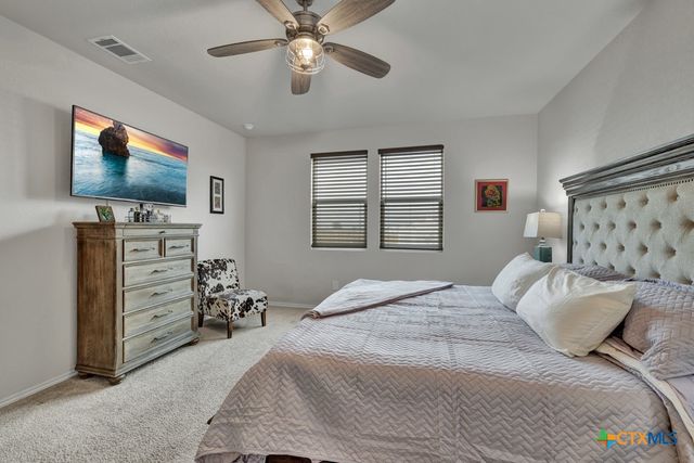 437 Signe, Seguin, TX 78155