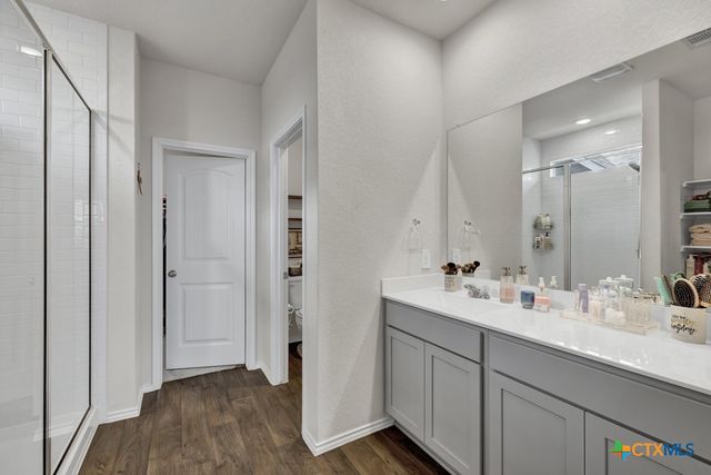 437 Signe, Seguin, TX 78155