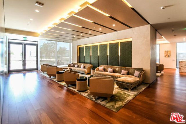 889 Francisco Street 905, Los Angeles, CA 90017