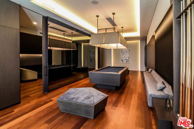 889 Francisco Street 905, Los Angeles, CA 90017