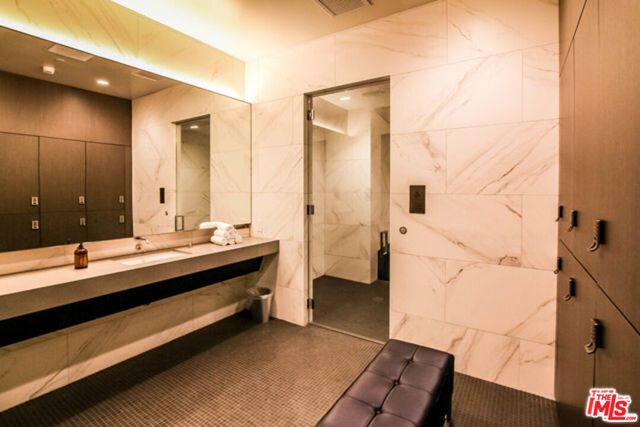 889 Francisco Street 905, Los Angeles, CA 90017